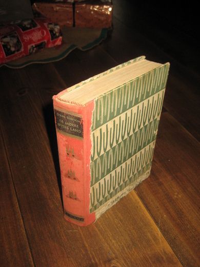 Simpson: De mørke øyers land. 1959.