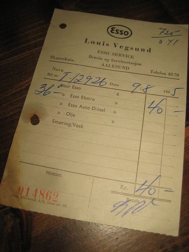 Kvitering fra ESSO Louis Vegsund Aalesund 1965