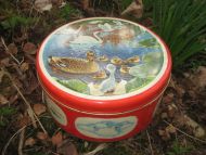 Pen boks med motiv fra H C Andersen: Den grimme elling 60 tallet