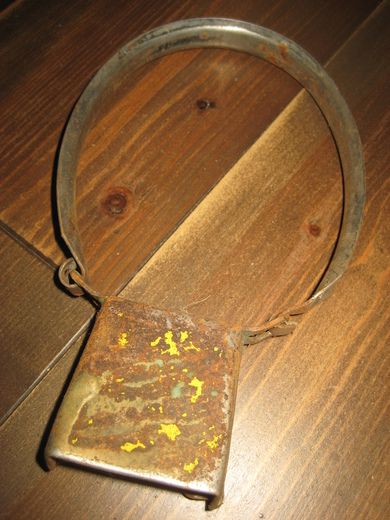 Eldre bjelle med jernklave meget god lyd på denne bjella 30-40 tallet