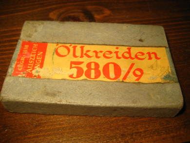 Eske med brukt innhold ØLKREIDEN 580/9 (Fargestifter) tyske 40 tallet