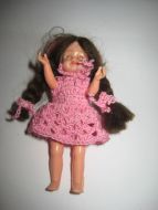 Pen eldre dokke ca 9 cm høg