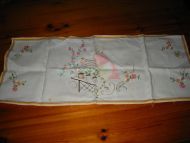 Gammel heimebrodert duk