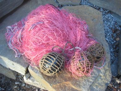 For matauke eller utsmykking gammelt garn med kavlkuler