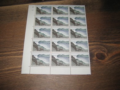 Del av postfrisk heilark fra Færøyane, 1975?