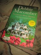 MACOMBER VERTSHUSET ROSE HARBOUR 2013