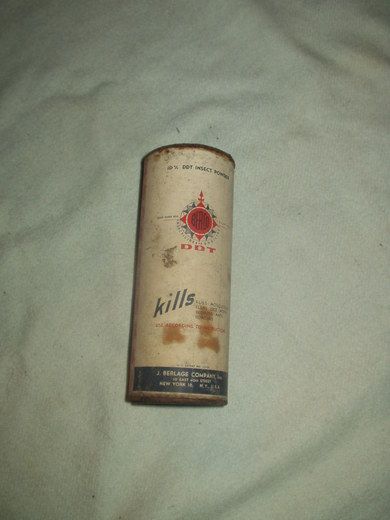 Boks i papp med noe innhold BERCO DDT fra BERLAGE COMPANY N Y U S A
