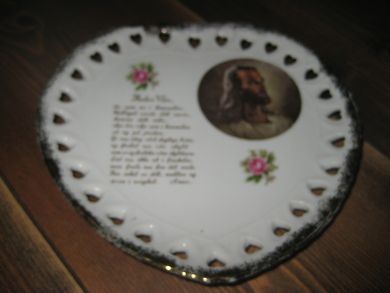 Pynteplatte med tekst og bilde Fader Vår