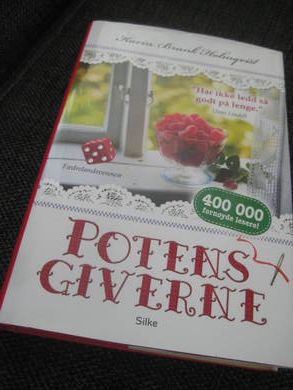 HOLMQUIST: POTENS GIVERNE. 2014.