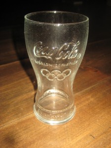 OL glass fra LONDON 2012. 14 cm høg. 