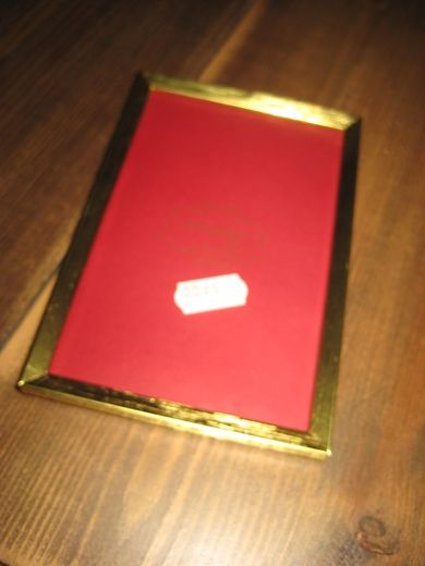 Gullramme til dine bilder? Ca 10*15 cm stor