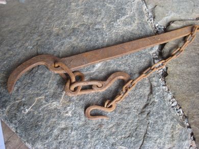 Gammel men pen heimesmidd BJØNN fra slutten på 1800 tallet Ca 65 cm lang