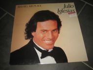 JULIO IGLESIAS: 1100 BEL AIR PLACE 86308 1974