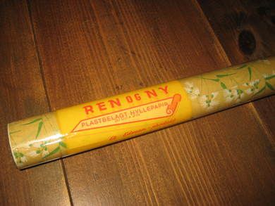 Ubrukt rull hyllepapir eller bokomslag fra 80-90 tallet 50 cm *5 meter plastbelagt dette er rull nr H 4