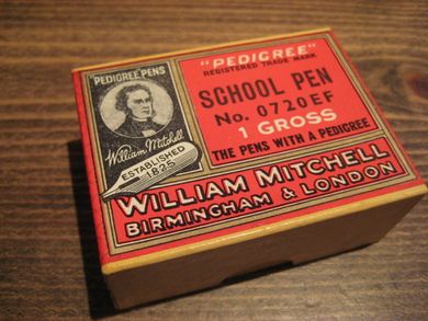 Uåpna eske med ubrukt innhold SCHOOL PEN fra gamle dager Fra William Mitchell Birmingham & London