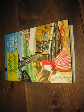 West: Lykke barna OG FORTETS HEMMELIGHET Bok nr 6