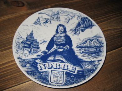 Pynteplatte fra LISE PORSELEN DANMARK