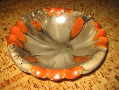 Keramisk skål ca 22 cm i diameter 50 tallet