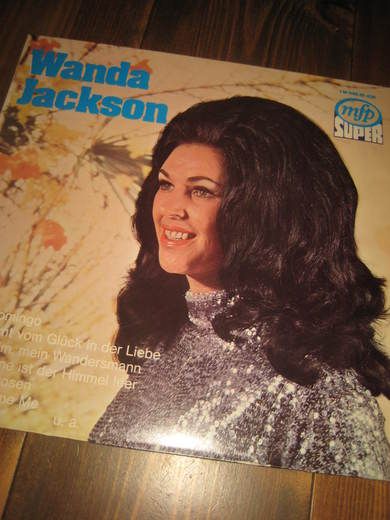 WANDA JACKSON 1M 048-81 436