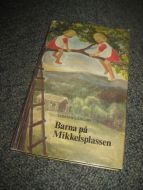 LANGBO, KIRSTEN: Barna på Mikkelsplassen. 1977.