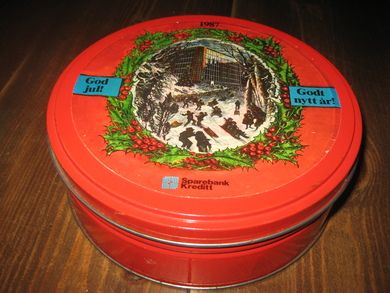 Pen dekorert boks 1987
