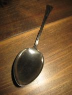 Eldre sølvskei, merka 830 S. 16 cm lang. 