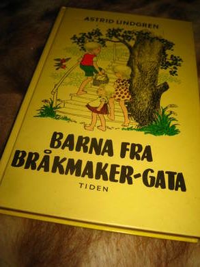 LINDGREN ASTRID: Barna fra BRÅKMAKER GATA 1980