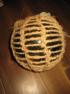 Stor kavlkule fra 40 tallet brukt ved garenfiske i gamle dager grønn ca 14 cm i diameter