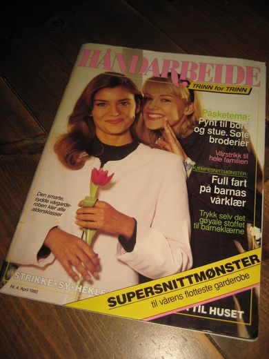 1992 nr 004 HÅNDARBEIDE TRINN FOR TRINN