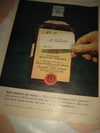 Reklameark fra 1962, ca 22*35 cm stort.. BALLANTINE.