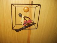 Dekorativ skiløper i metall ramme 50 tallet