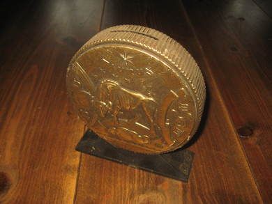 Meget pen sparebørse frfa DNC dette er spatrebørse med motiv TAURIUS og er nr 3