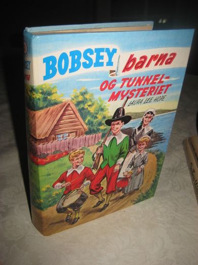 HOPE LAURA LEE: BOBSEY BARNA og tunellmysteriet Bok nr 33