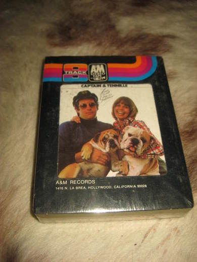 Captain & Tennille: LOVE WILL KEEP US TOGETHER Uåna ubrukt