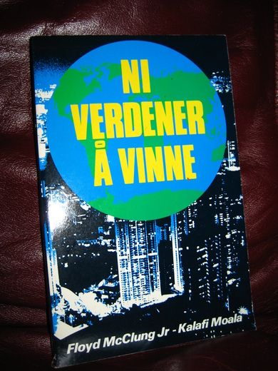 Moala: NI VERDENER Å VINNE. 1989