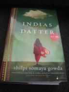 GOWDA: INDIAS DATTER. 2011.