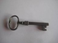 Gammel nøkkel, ca  5.3 cm lang, noe for din samling? Detter nøkkel nr 2