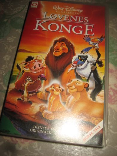 LØVENES KONGE. 1994, 84 MIN.