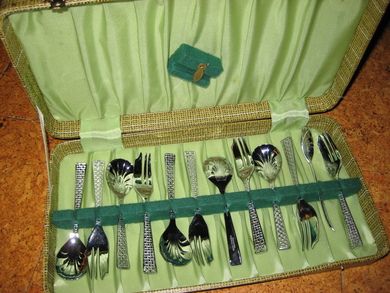 Sett med gafler og skeier fra Sheffield England 50-60 tallet