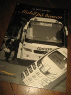 BJØRLYKKE, LIV RANDI:  MOBIL PÅ BUSSEN. 2012