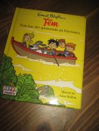 Blyton: Fem har det spennende på Kirrinøya. 2015. 