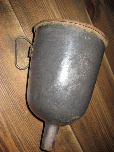 Emaljert sil mørk blålig farge 20-30 tallet