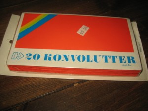 Uåpna pakke med 20 konvolutter fra 80 tallet, fra ALVØEN.