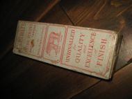 Eske uten innhold EXTRA STRONG MACHINE THREAD fra J & P COATS 30 tallet