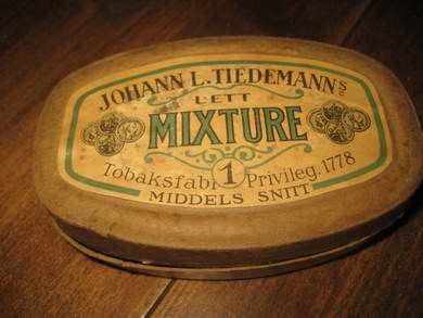 Tiedemanns Lett Mixture 1, fra JOHAN L. TIEDEMANS TOBAKSFABRIK, 50 tallet.