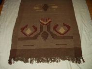 Stor voven duk eller teppe 150 * 88 cm stort gammelt