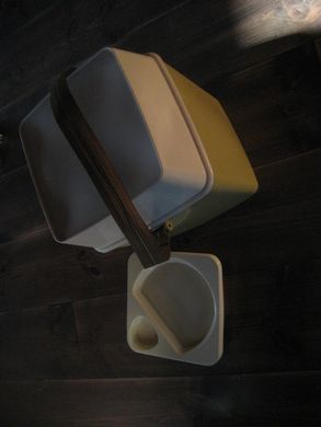 HUSQUERNA picknick kurv med 4 asjetter 60 tallet