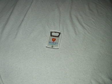 Flaskeåpner med tekst 