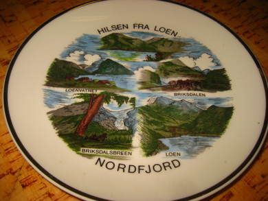 HILSEN FRA LOEN ca 19 cm i diameter