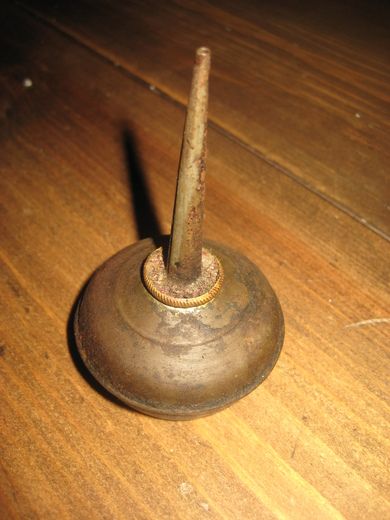 Liten nett oljeboks 50-60 tallet